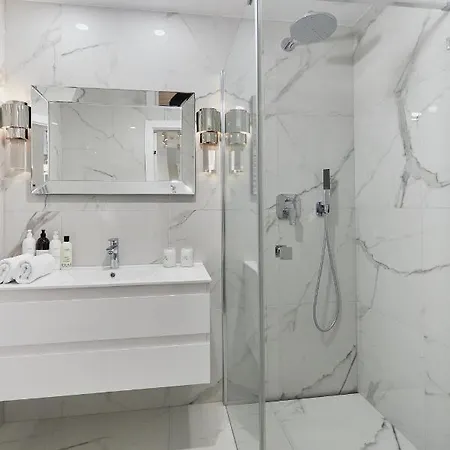 - Playa Baltis ミエンジズドロイェ