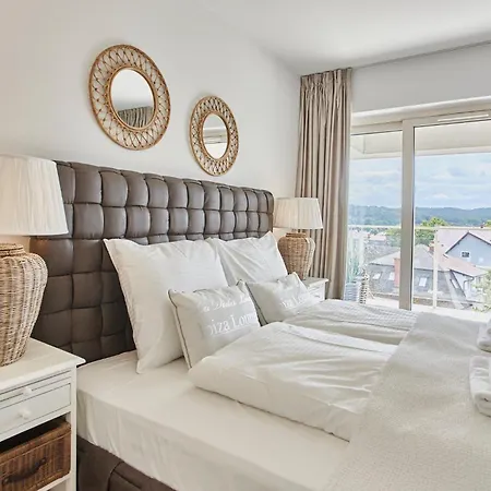 - Playa Baltis ミエンジズドロイェ